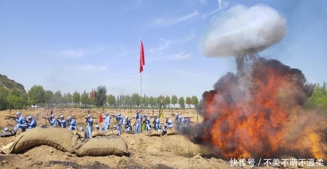 忻州市禹王洞“冒着敌人的炮火前进”主题活动掀起红色爱国浪潮