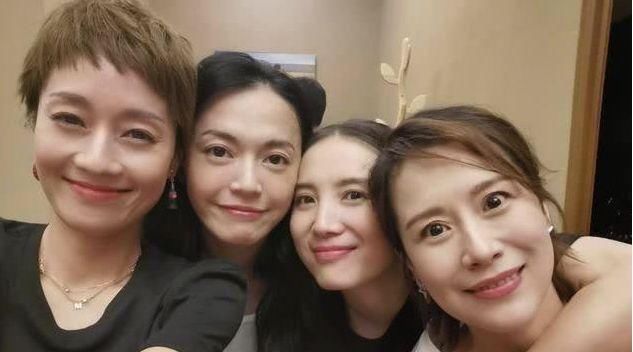  「反咬一口」海清好意帮忙推荐，她不领情还反咬一口，被现实活活打脸