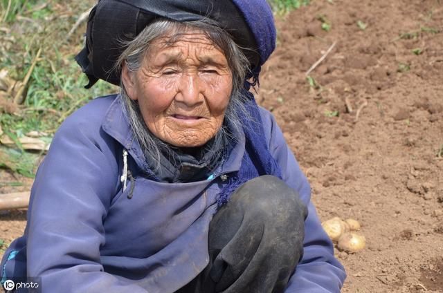 农村70岁以上农民每人增加补贴300元能否实现？