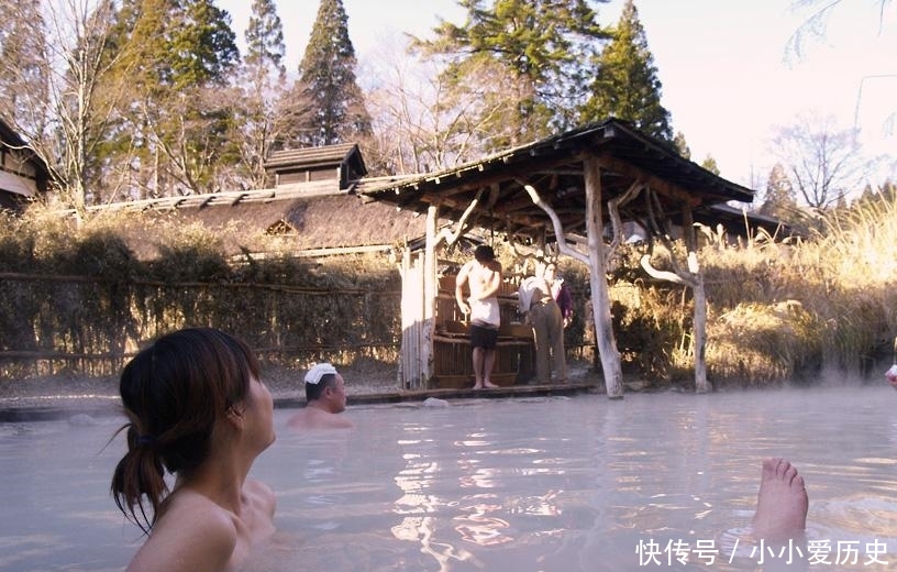 为何在日本泡温泉的时候，当地人一眼就能认出中国人？总算明白了