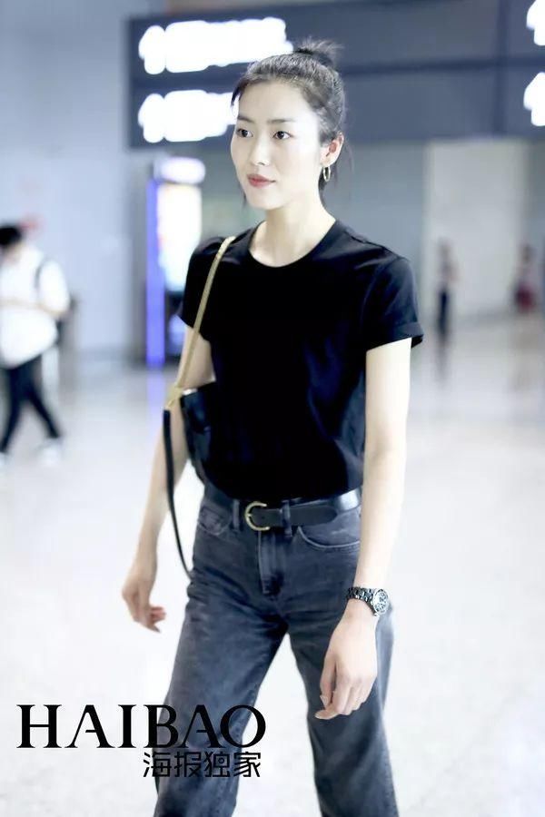 朱亚文女儿这么可爱!关晓彤鹿晗都见过家长了?【海报街拍】