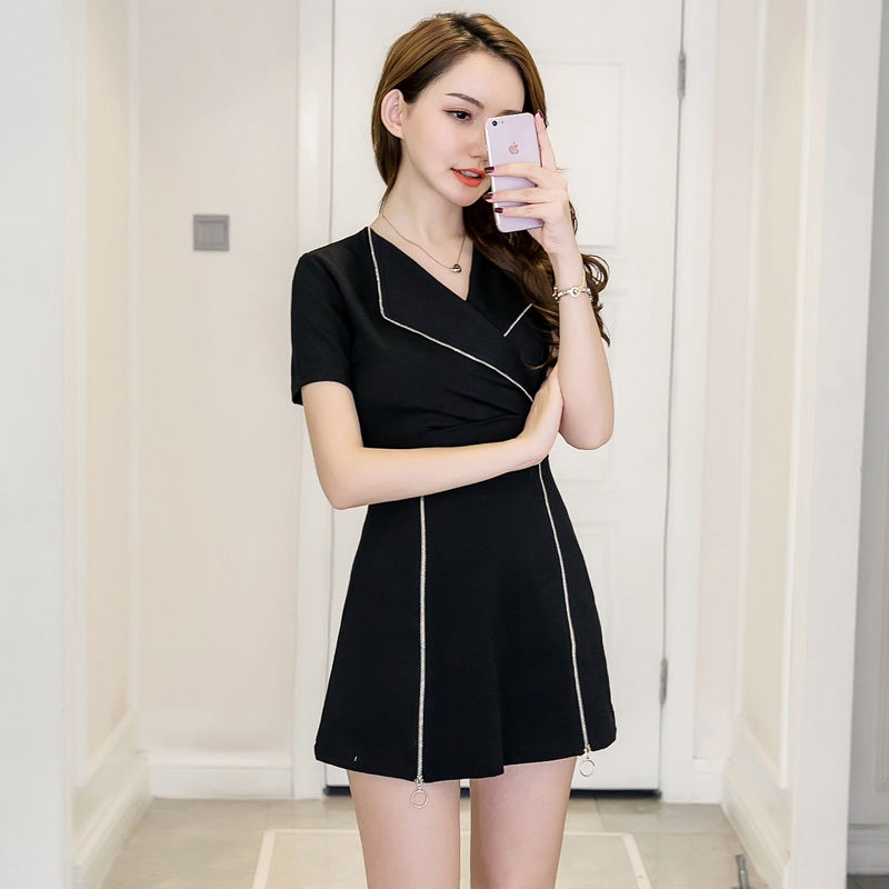 不骗你，第一次见如此美嫩的“秋裙”，早穿早美，时尚洋气