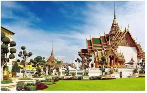 为什么在泰国旅游,水果店老板递过来的白手套不要接?