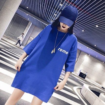 别土了,现在流行”下衣失踪“,迷人的美腿让人羡慕不已