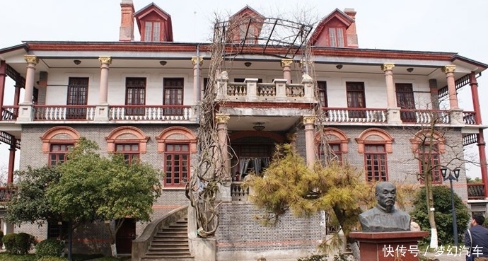 这城市曾经与苏州合称并蒂花，现苏州成江苏第一，它却沦落县级市