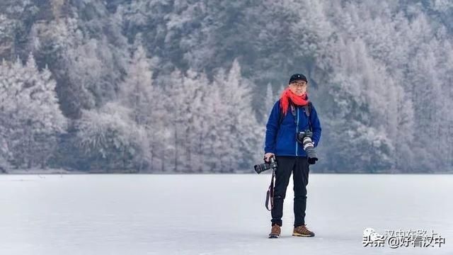 大雪过后的汉中龙池特别适合汉服摄影,不信你看