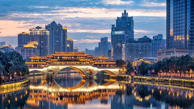 中西部第一城!是成都、武汉还是重庆?
