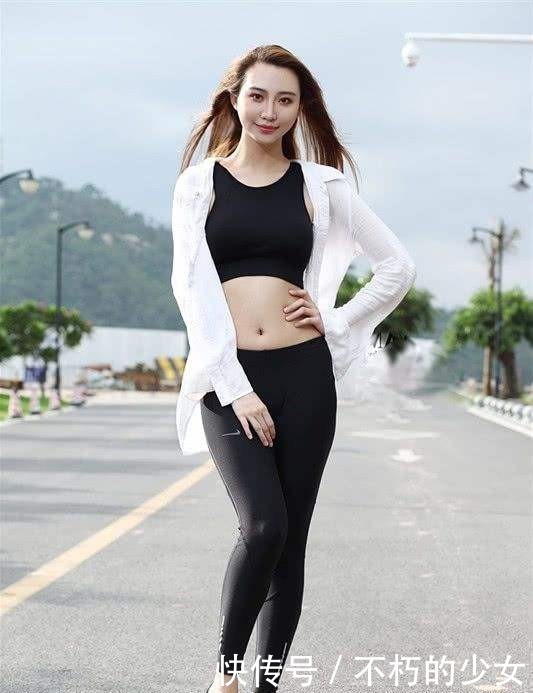 底裤■同时又有明显的塑身效果！，打底裤的设计更加时尚和百搭