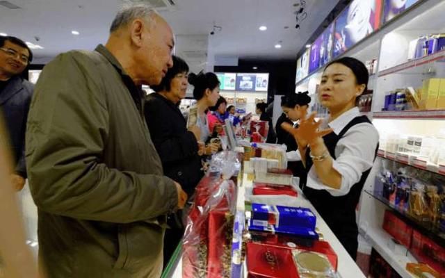 中国游客涌入日本,然而日本人却是这样看中国游客的……