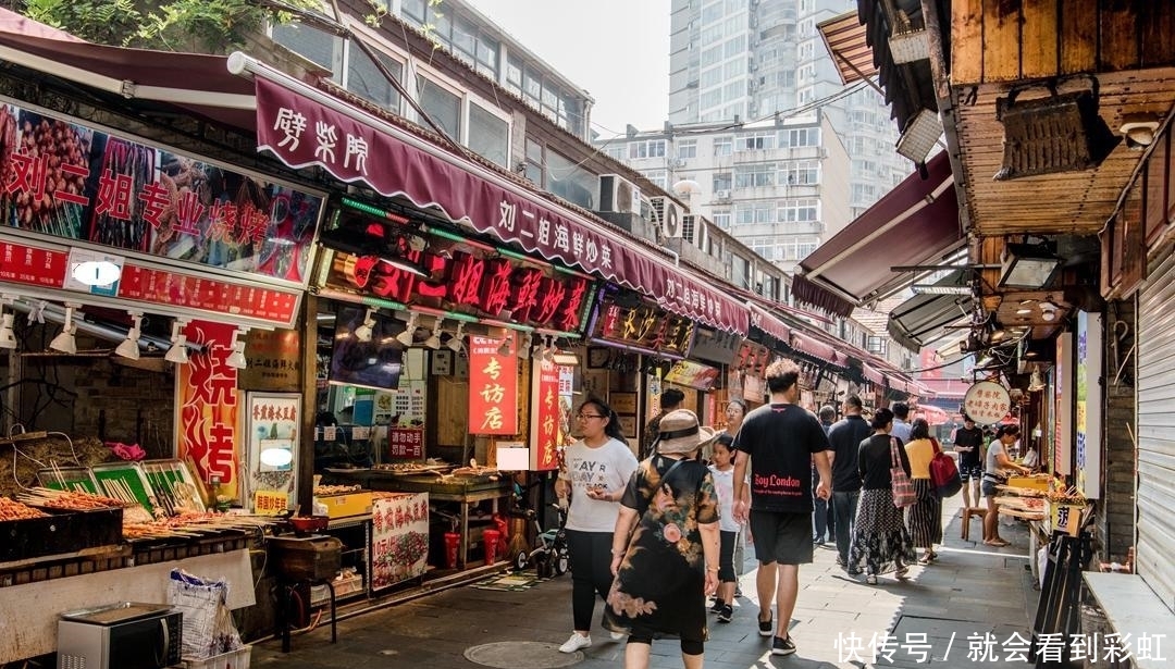 山东最美的城市,经济和旅游资源全省第一,知名度比省会还高!