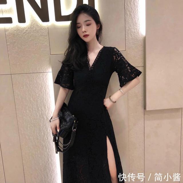 优雅轻熟黑色蕾丝裙，打造迷人曲线，散发性感女人味