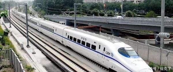 浙江投资最大的高铁，这个小县设有2个站点，成最大受益者