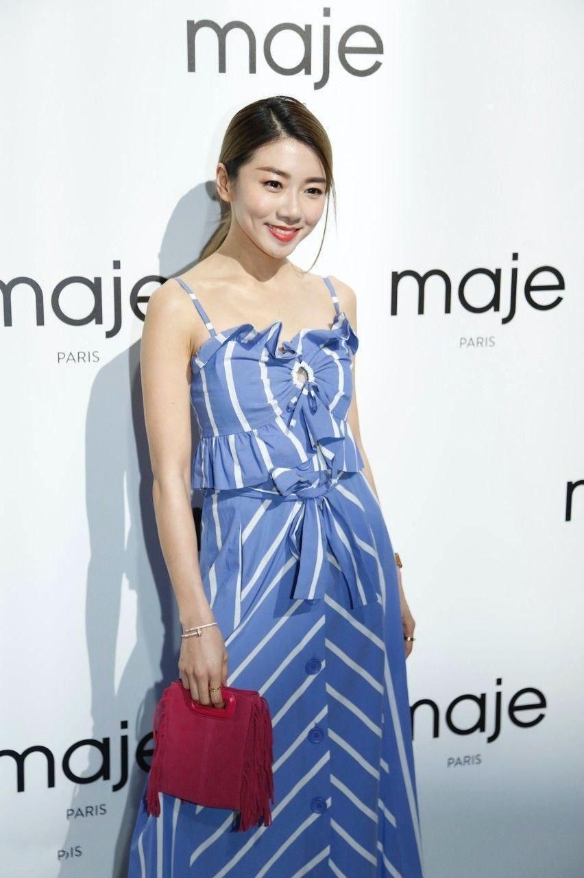 程晓玥打扮再时尚,网红味很浓!网友:该染头发了,这样有点土!