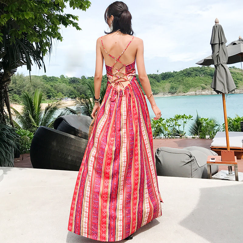 怪不得男朋友都去海滩，现在都敢这么穿，真受不了看一眼又一眼