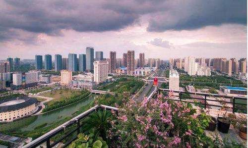  「gdp」中国最有潜力的都市圈，两大城市群都需要它，GDP超1.5万