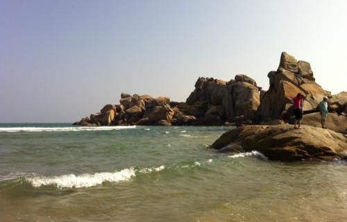 风景不亚于三亚的海南旅游城市，景色优美，是一个旅游休闲度假的