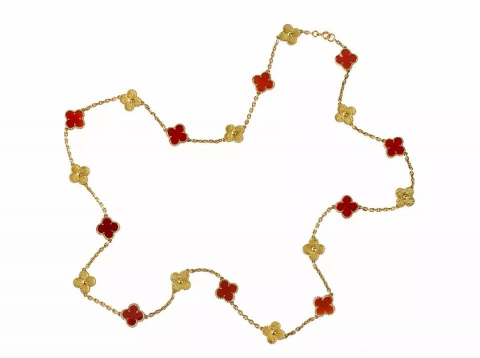 惊讶| 外国皇室不流行宫斗，王妃们比的是这些细节谁更时尚!