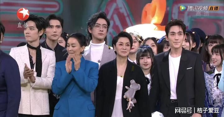 朱一龙阿云嘎同框