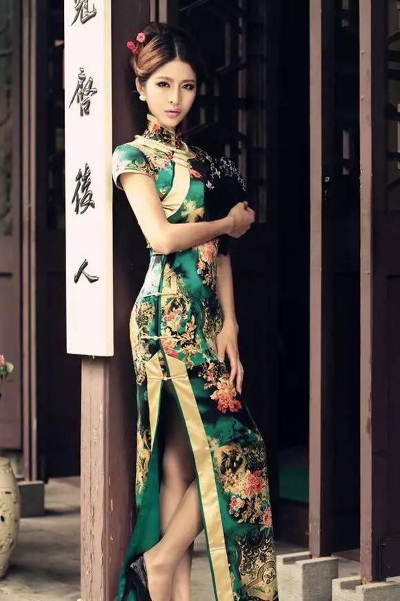 50张勾魂女子旗袍照片，真养眼！