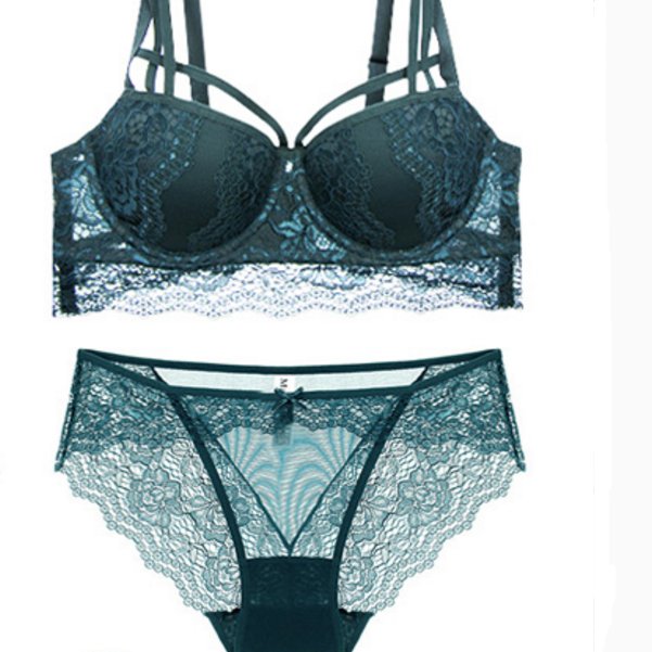 老式套装已过时，今年超流行蕾丝款式，性感迷人不束缚