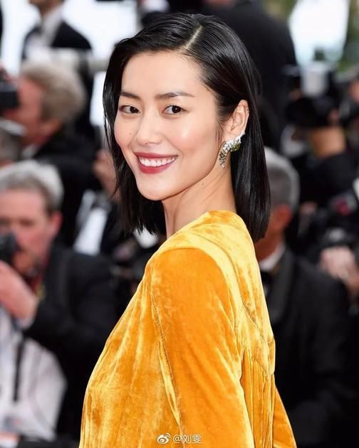 刘雯修容法堪称最强 你一画就显脏问题出在哪儿？