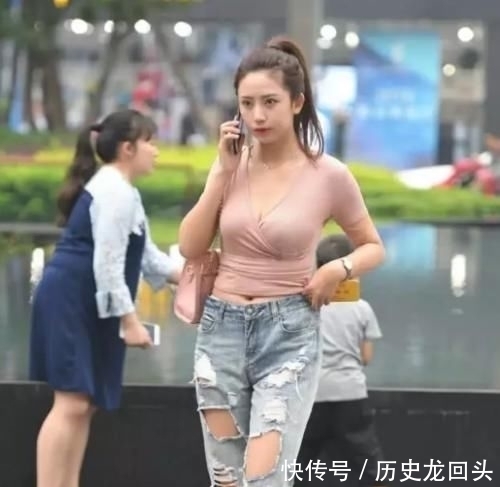  [女人]年轻辣妈“乞丐裤”穿搭，时髦有范，尽显女人独特魅力！