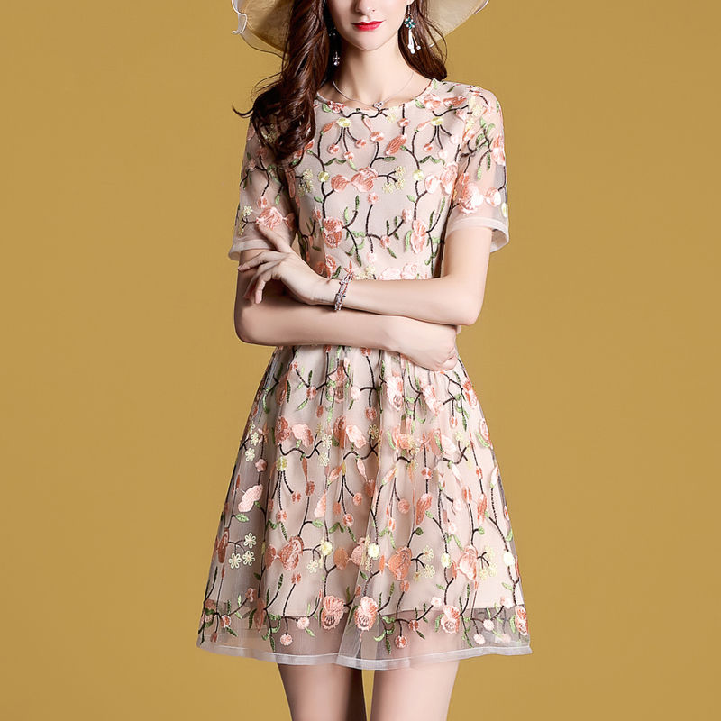 30-40岁要裙子挑好一点，夏季这12款，洋气好搭转身迷死人