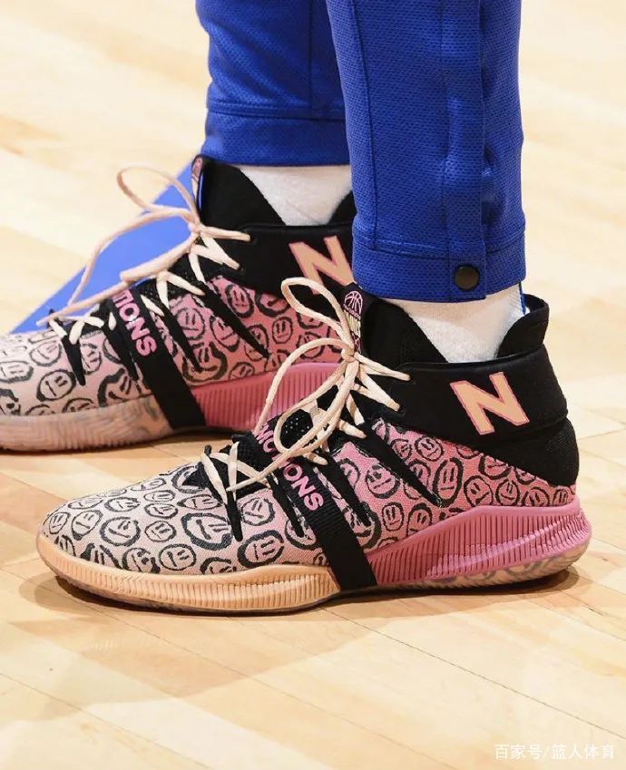  『球员』NBA球员上脚：伦纳德的NB篮球鞋，除了签名鞋还有低帮版！