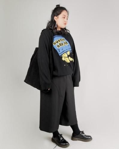  『宽松款式的衣服』肚子赘肉太多穿衣服不好看？教你几个小技巧，搭配显瘦又时尚