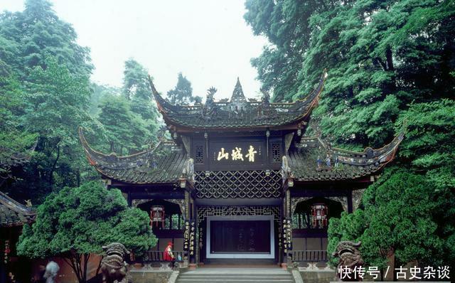  旅游景点|四川最庞大的4个城市