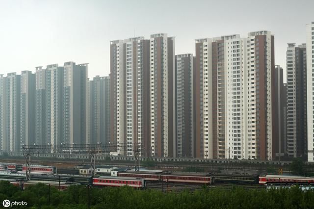 小产权房数量庞大，该“推倒”还是“扶正”？未来或有这3大出路