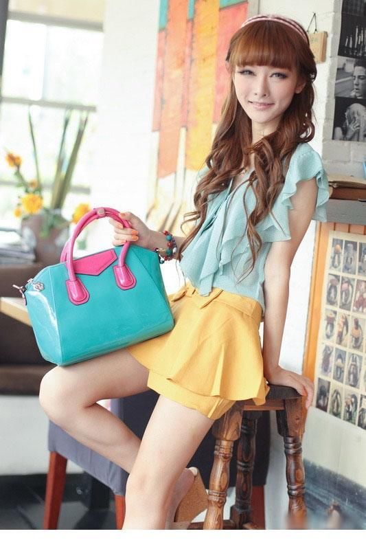 摄影:漂亮碎花裙女生甜美图