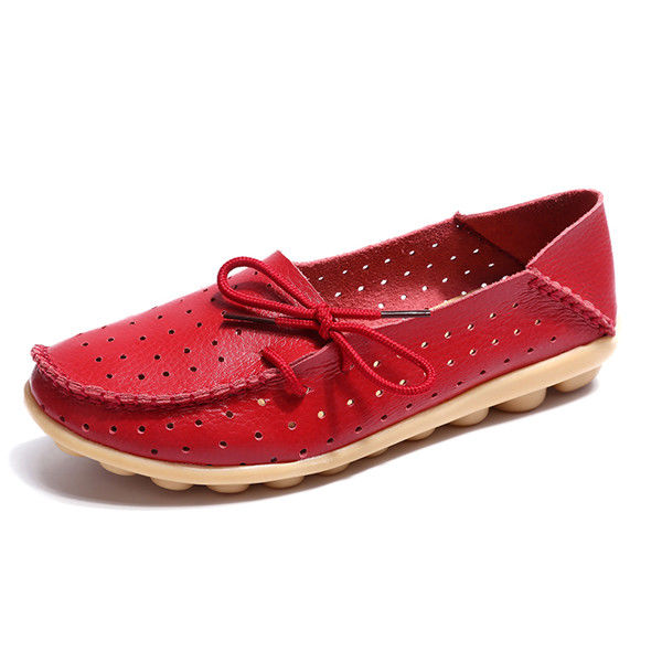 奔五奔六女人，老土的凉鞋别穿了，今年流行这几款妈妈鞋，超洋气