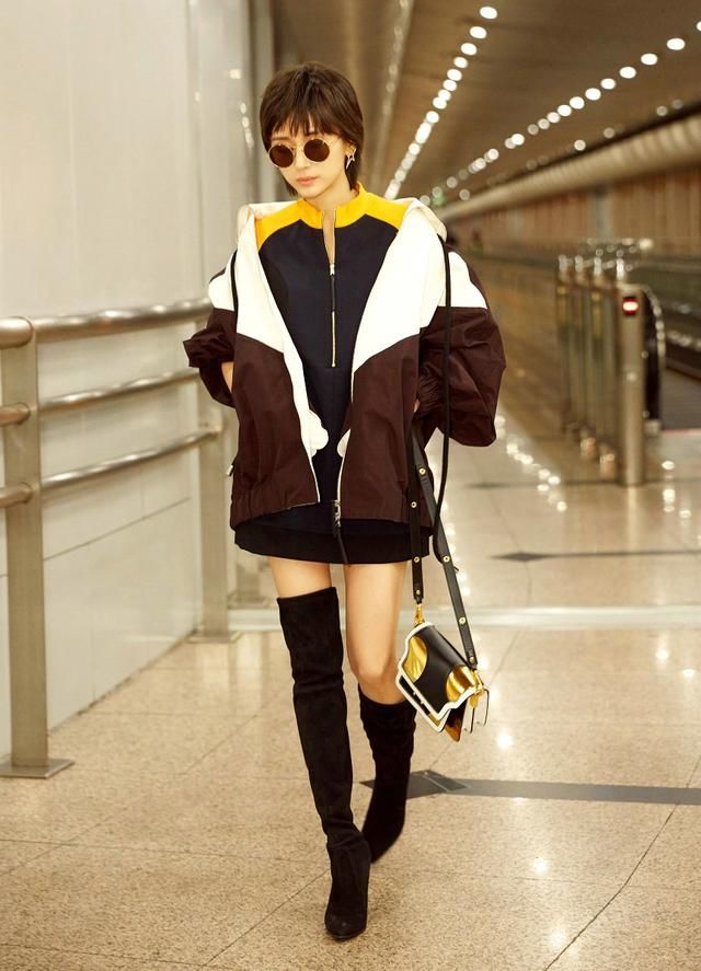 时装精也有失手的时候：王子文穿错打底裤好尴尬，刘雯则丑的离谱