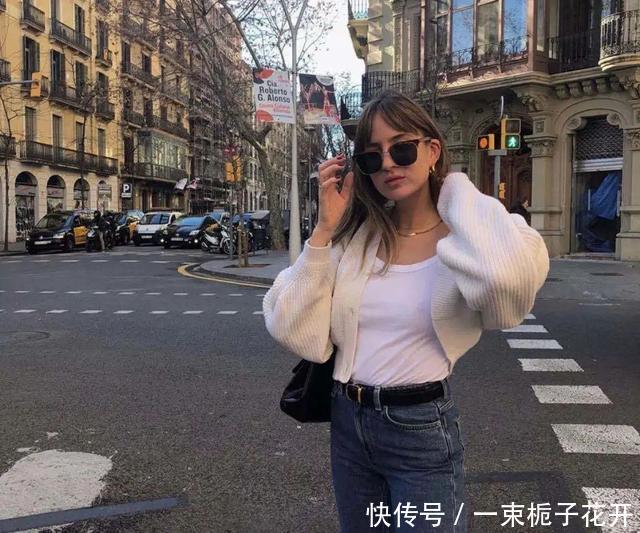  『奶奶』你穿“奶奶衫+牛仔裤”的样子，好看极了！