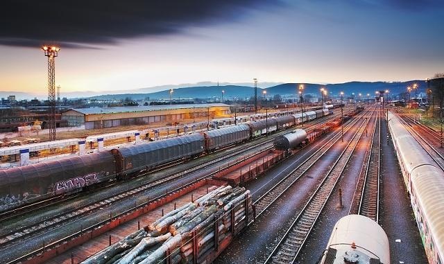 为什么越来越多的城市想要建高铁？