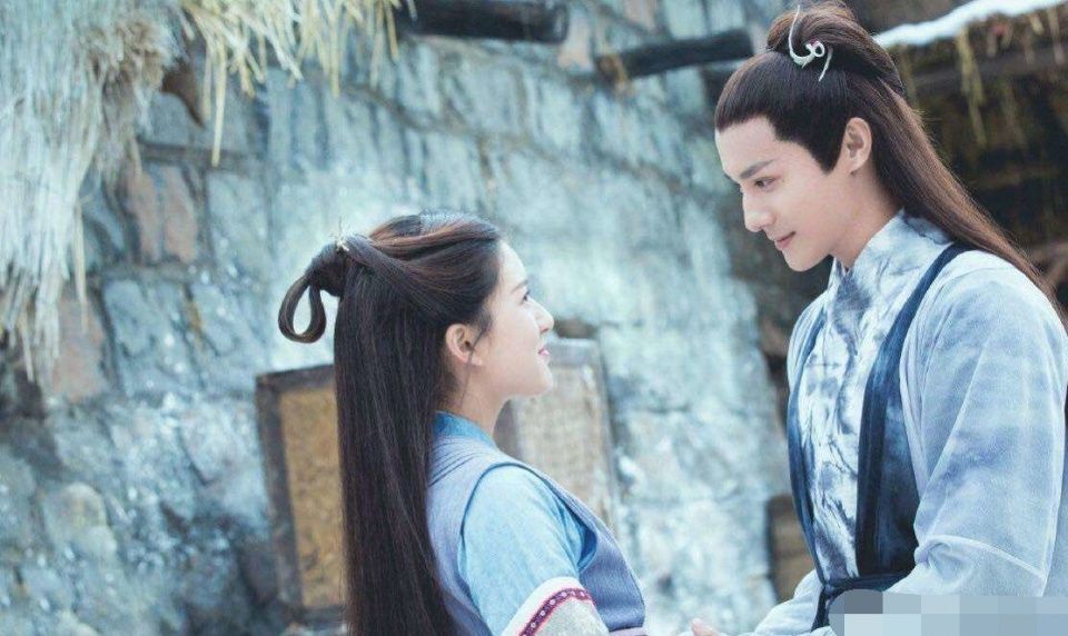  「电视剧」电视剧热度榜，《鬓边海棠》上涨至第二，但难敌《冰糖炖雪梨》