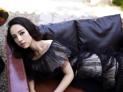 董璇回应买水军抹黑张曦，称比多数人善良，网友：你真没这么善良