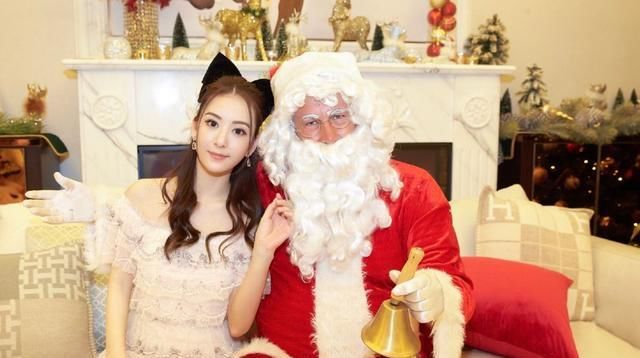  『郭富城』方媛晒华丽亮眼高级照被嘲：嫁给有钱男人的女人，出路只有这一条