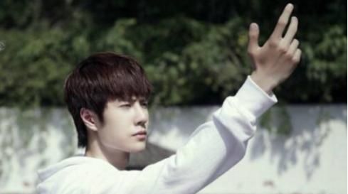 【时间】这部剧被深藏了两年多，结果男女主都火了，现在才要上映？