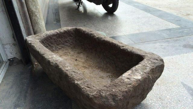  「庭院」农村这些消失的老物件，个个都是宝贝了！放在庭院里养