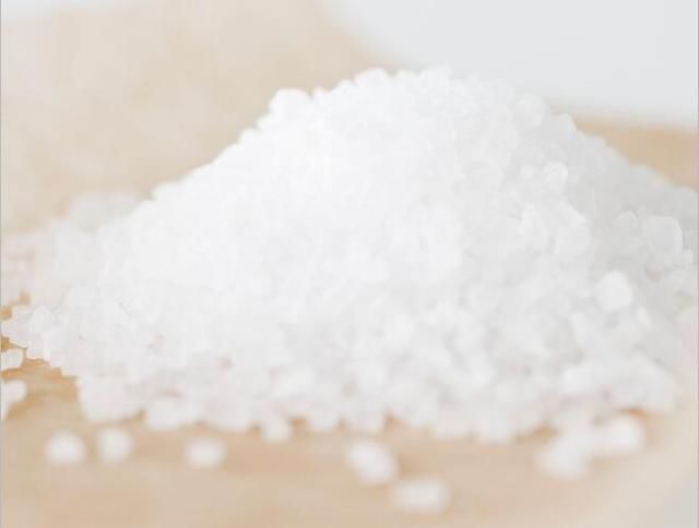 鼻子挤出的小颗粒太多，是螨虫的排泄物凝固，怎么让它们不再长？