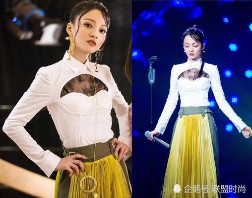 张韶涵还真是敢穿！上身蕾丝太显眼，网友：目光全被吸引！