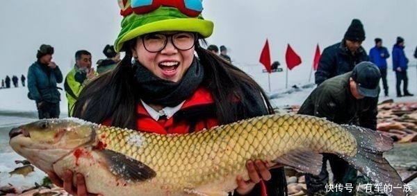  【大淡水湖】与沙漠共存的中国最大淡水湖, 里面一条鱼能卖接近3