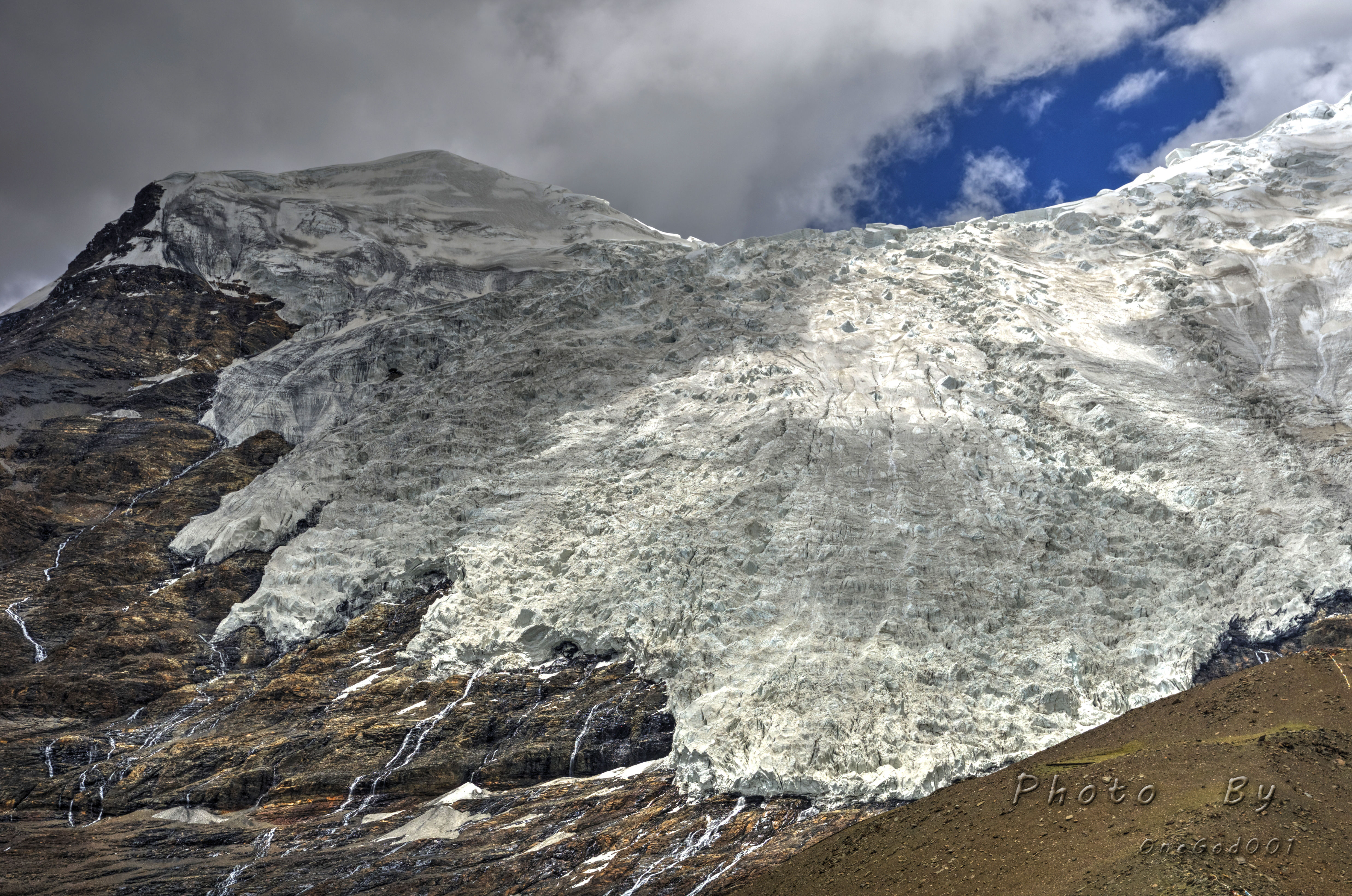 川进青出，十五天三省，318全线，冰川、湖泊、雪山探秘之旅。