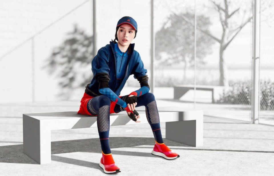 什么世道丨现在最尖端的时髦单品是……健美短裤?