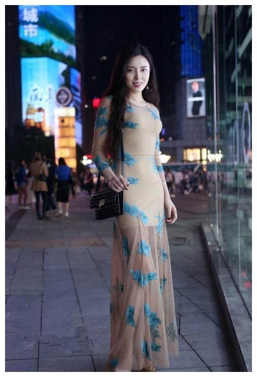 街拍:图2清凉精致，图5简约俏皮，图6笑容灿烂颜值高