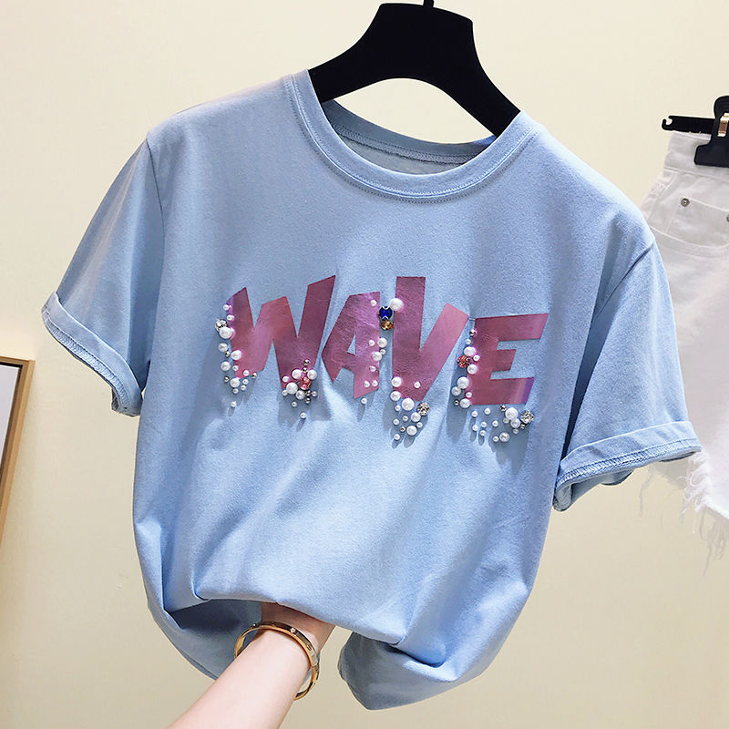 太美了，长这么大第一次见到，T恤也能穿出迷人魅力，绝美