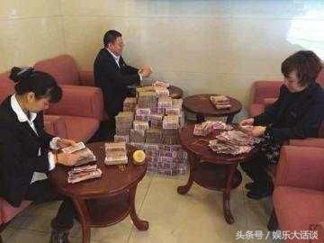 人死了,银行里面的钱怎么办?