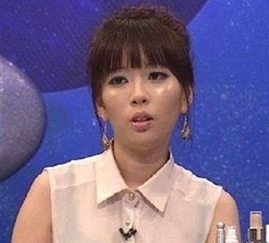 国外一女子十年不卸妆  最后通过仪器检测  结果让人吃惊